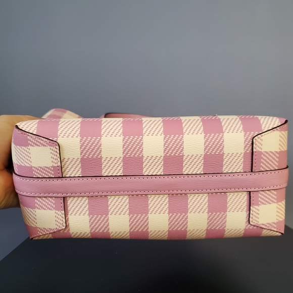 Kate Spade Bleecker Gingham Medium Crossbody. New With Tag. Dust Bag Included. - Picture 7 of 13